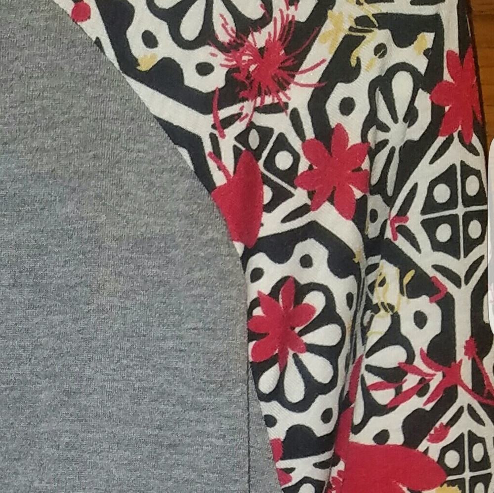 Lularoe Randy - Picture 2 of 2